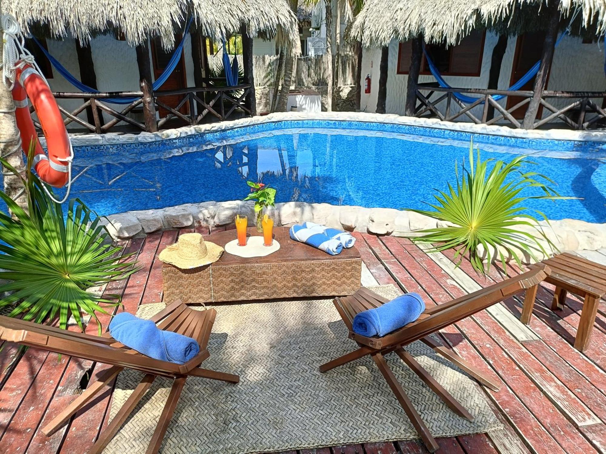 By Xaloc Hotel